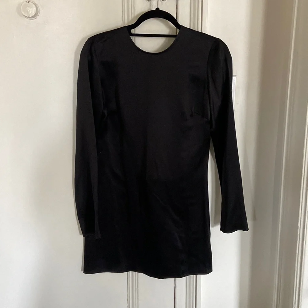 SOLD ✨Silk black mini Reformation dress - Picture 3 of 5